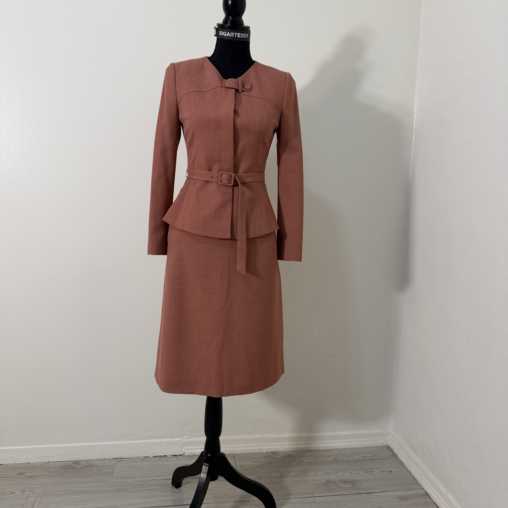 Cleopatre II x May 10 Vietnamese Designer Suit Set –Rust Red/Rust/Terracotta